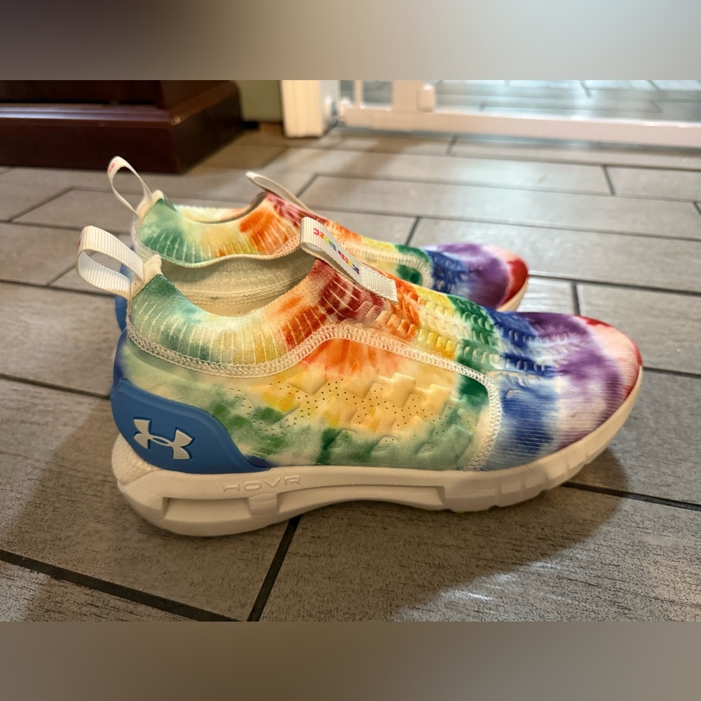 Under Armour Hovr Pride shoes